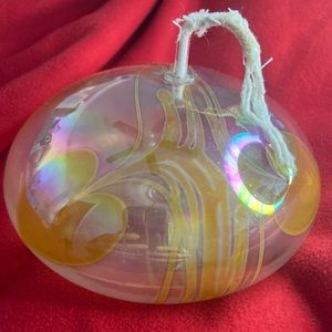 1989 Glasshouse studios, signed iridescent blown art glass oil lamp face hearts